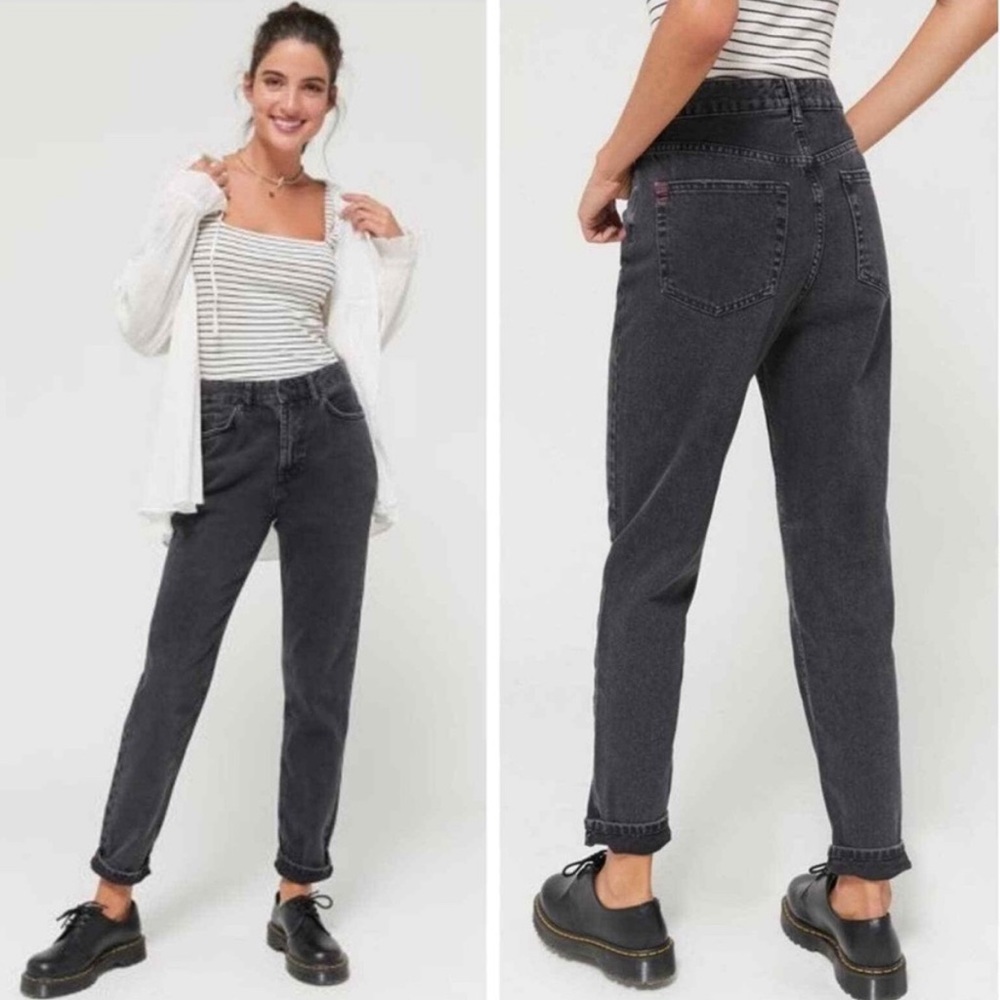 BDG | Mom High-Rise Jeans,‎ Washed Black Dark Charcoal Wash Sz. 26